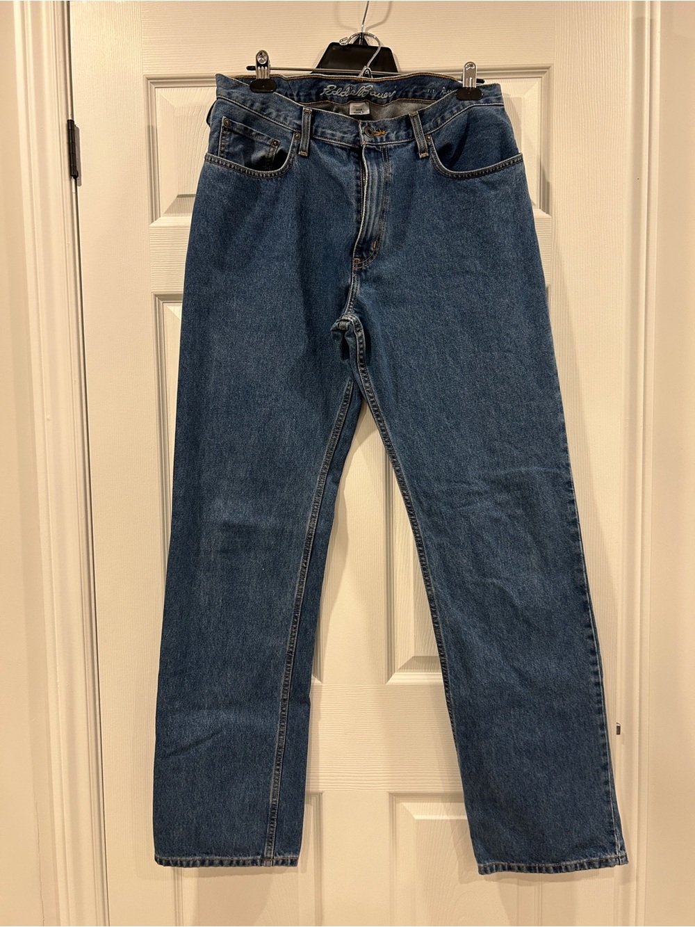 Eddie Bauer Men's Light Blue Straight-Leg Jeans